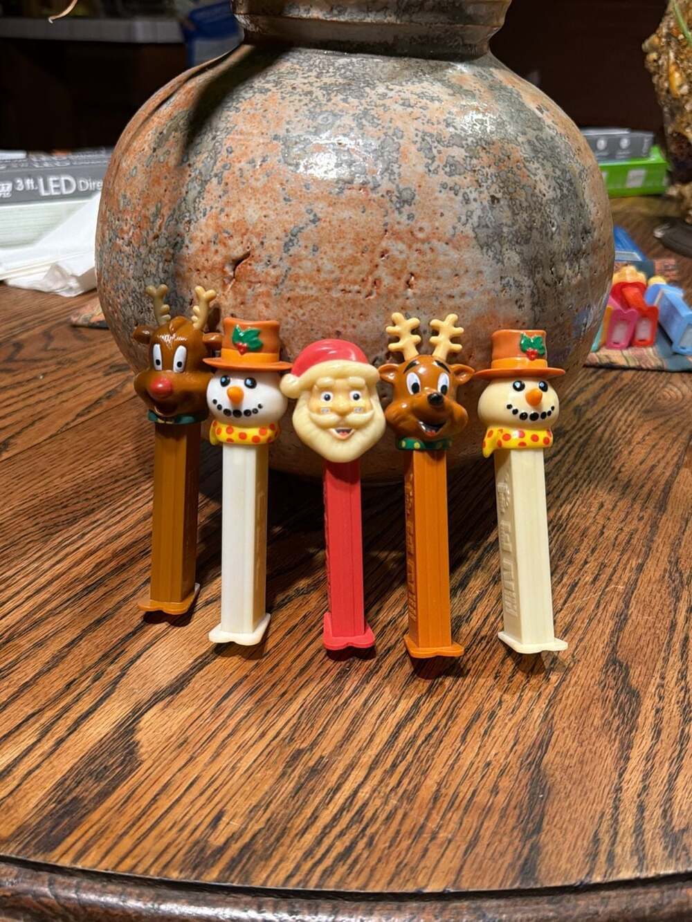 Lot of 5 Vintage Christmas PEZ Dispensers Santa Claus Snowmen Reindeer